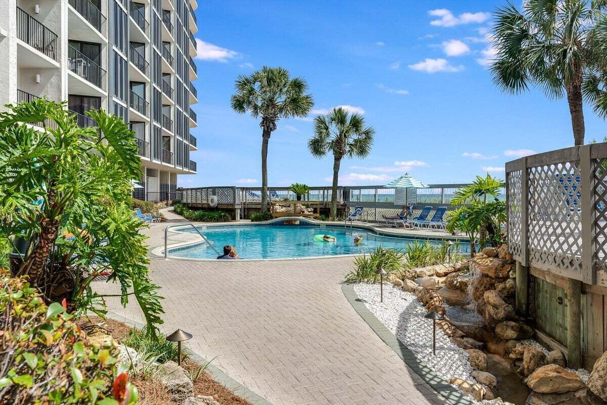 Beheizter Pool