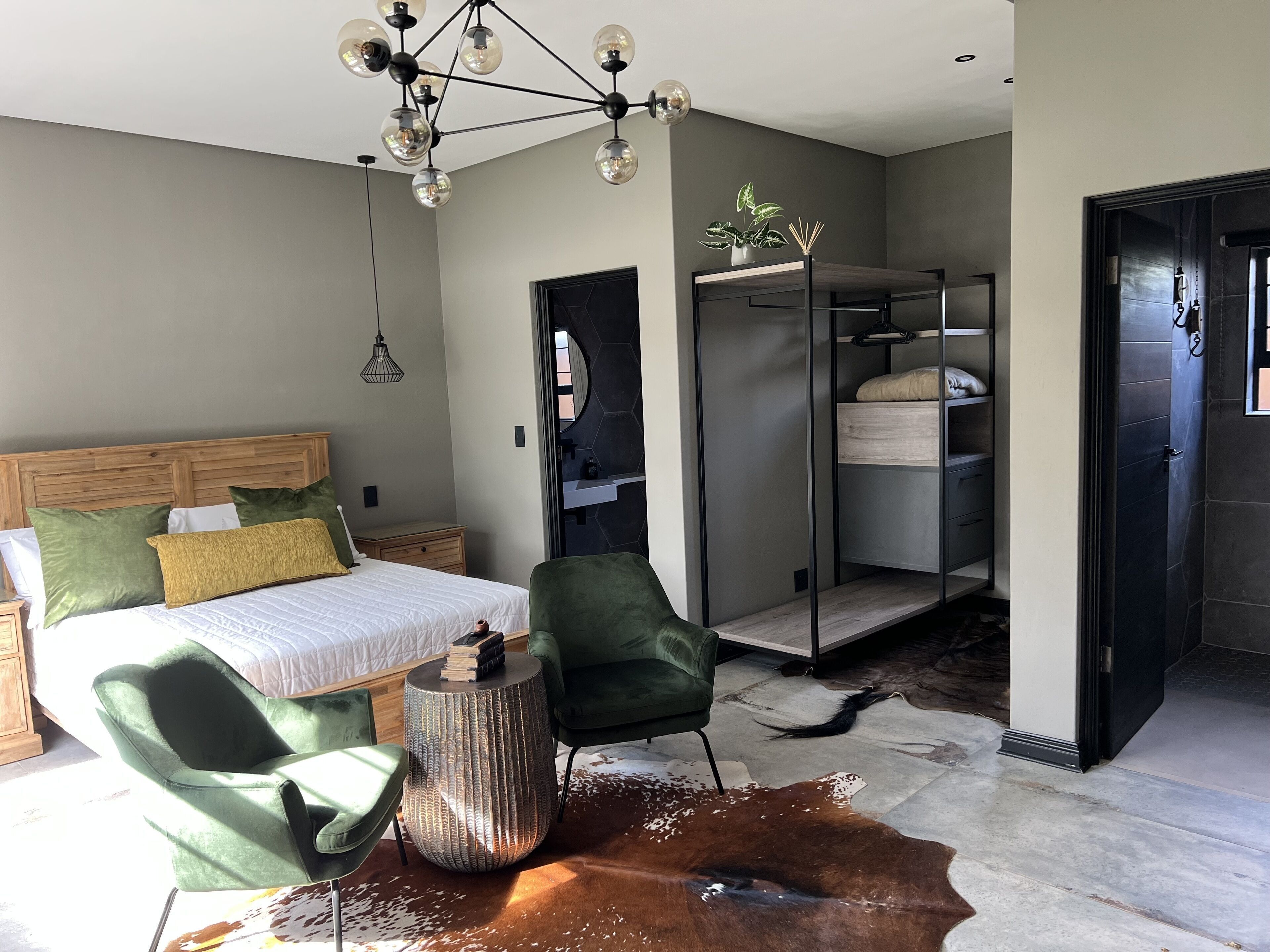 1 bedroom, Egyptian cotton sheets, premium bedding, pillow-top beds