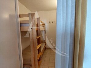 1 bedroom, free WiFi