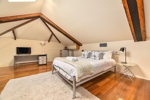 3 chambres, bureau, fer et planche à repasser, Wi-Fi gratuit