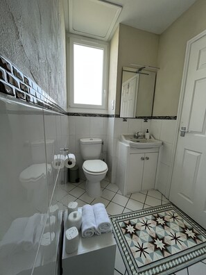 Comfort Double Room | Bathroom