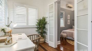 3 bedrooms, desk, iron/ironing board, travel crib