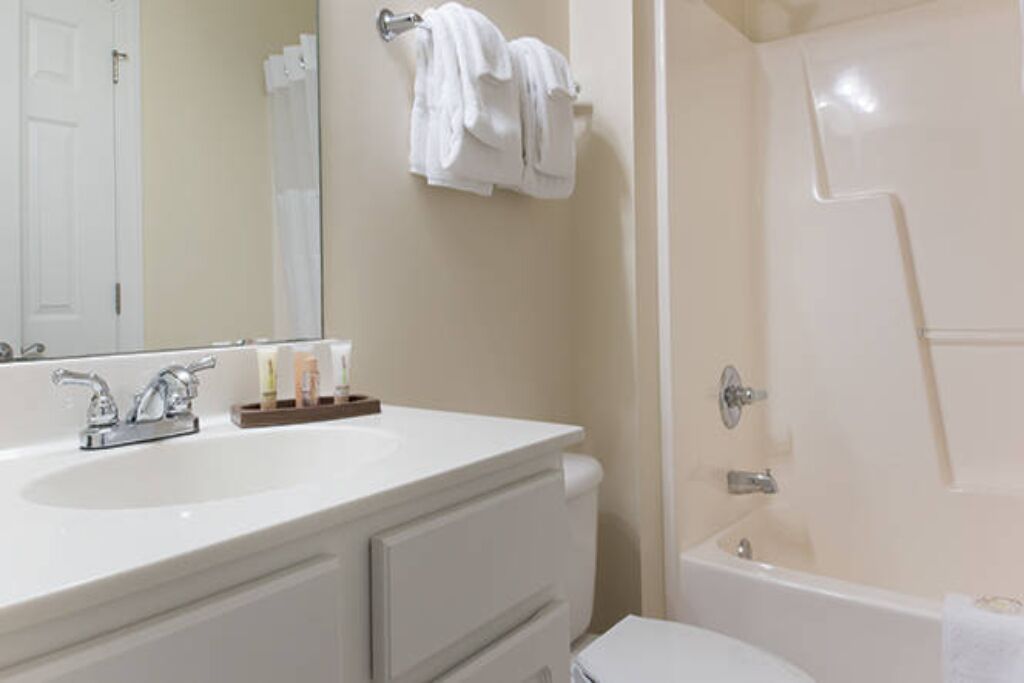 2 Bedroom Deluxe on Lake Marion, South Carolina!!