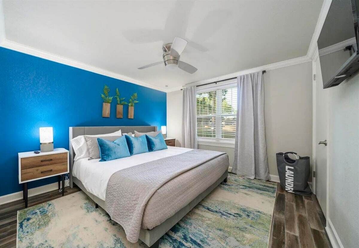4 bedrooms, free WiFi, bed sheets