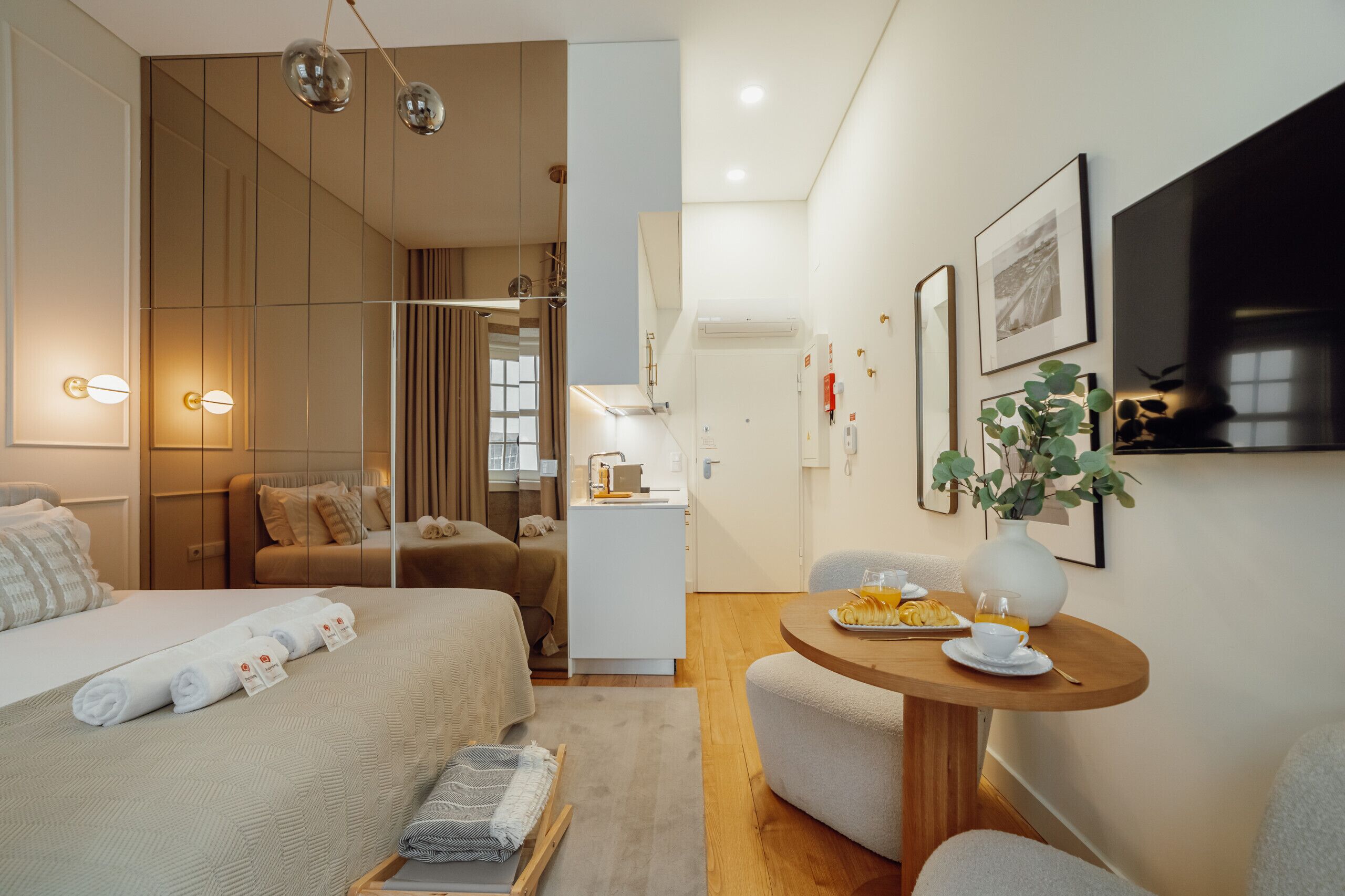 Clérigos Boutique Apartment C by Homing