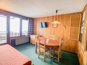 1 bedroom - 10m from resort center, 4th floor, balcony, tv, 37m², Tignes (Tignes)
