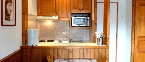 Fridge, microwave, dishwasher