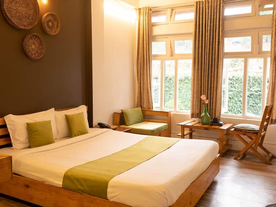 Deluxe Room | Premium bedding, pillowtop beds, desk, soundproofing