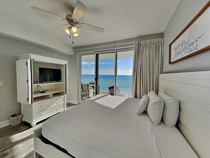 2 bedrooms, iron/ironing board, WiFi, bed sheets - Emerald Isle #907 | Stunning Views & Cozy Interior + Community Pool! (Panama City Beach)