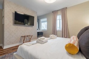 1 soverom, strykejern/-brett, wi-fi (inkludert) og sengetøy