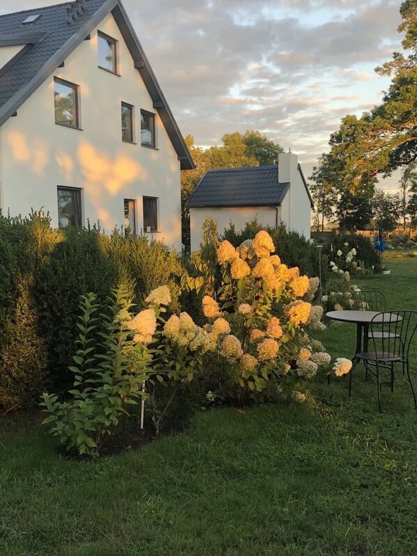 Outdoor dining - Domysłów 54 (Domyslów)