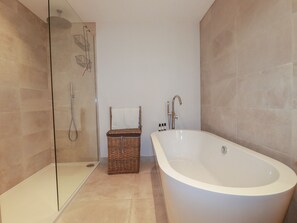 Shower - 5 Longshore (Newquay)