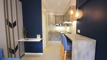 1 habitación, tabla de planchar con plancha y wifi gratis