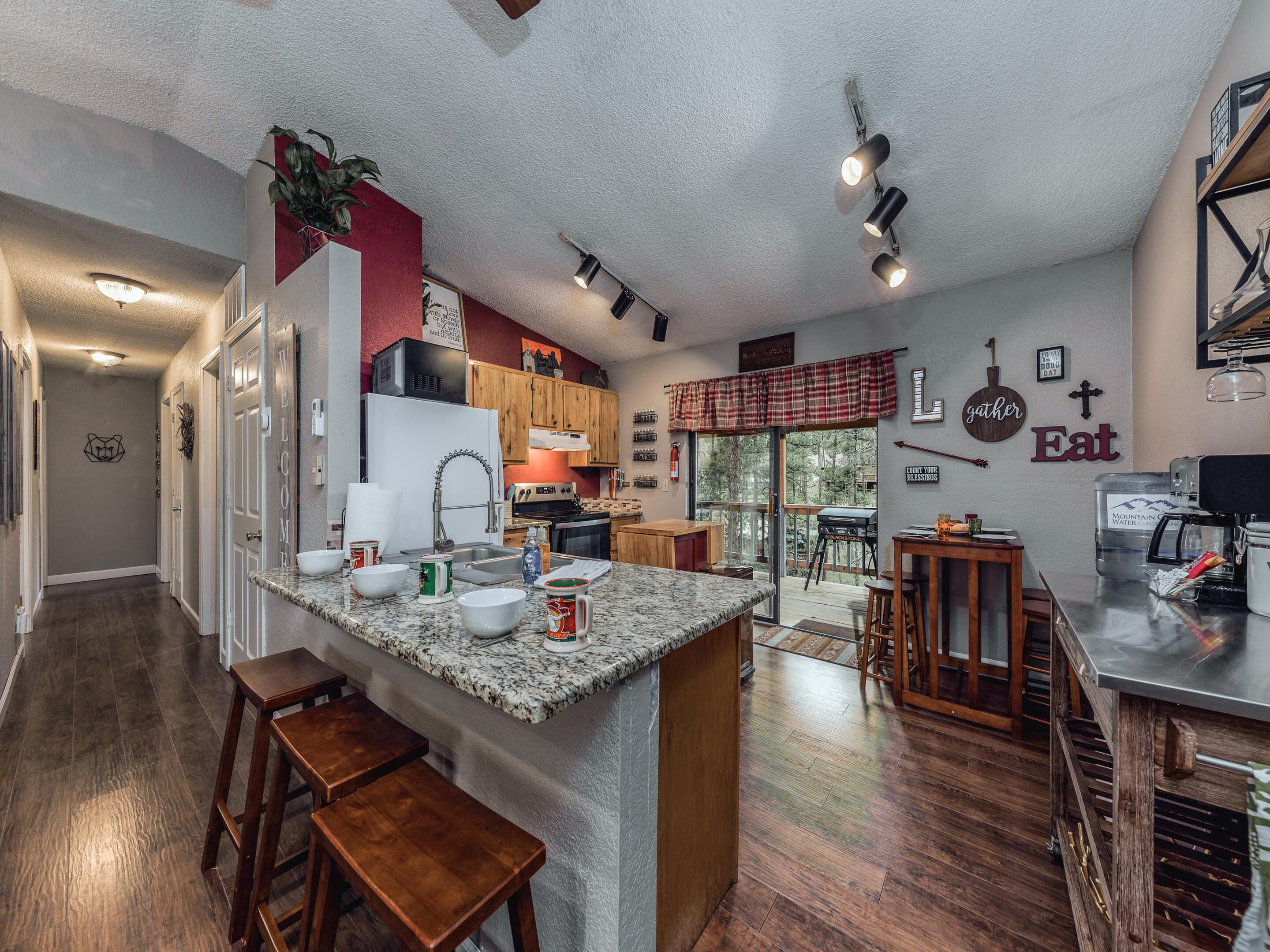 Casa Bendicion | Pet Friendly, Wooded Views, Near Area Fun