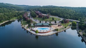 Exterior - Walk In Level, Family Friendly, Relaxing New Condo in Stonebridge Resort. (Branson West)