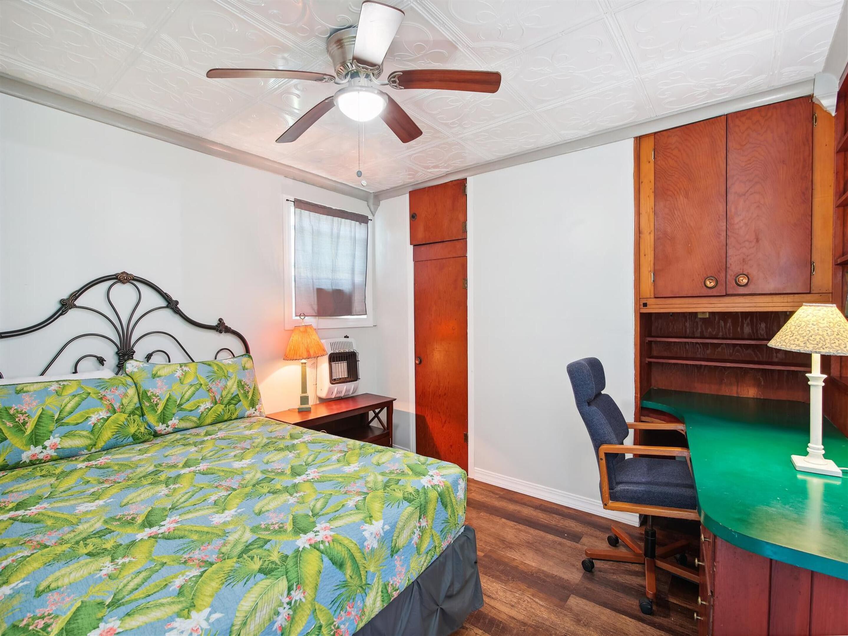 Seaside Cottage | Pet Friendly, Historic Home!