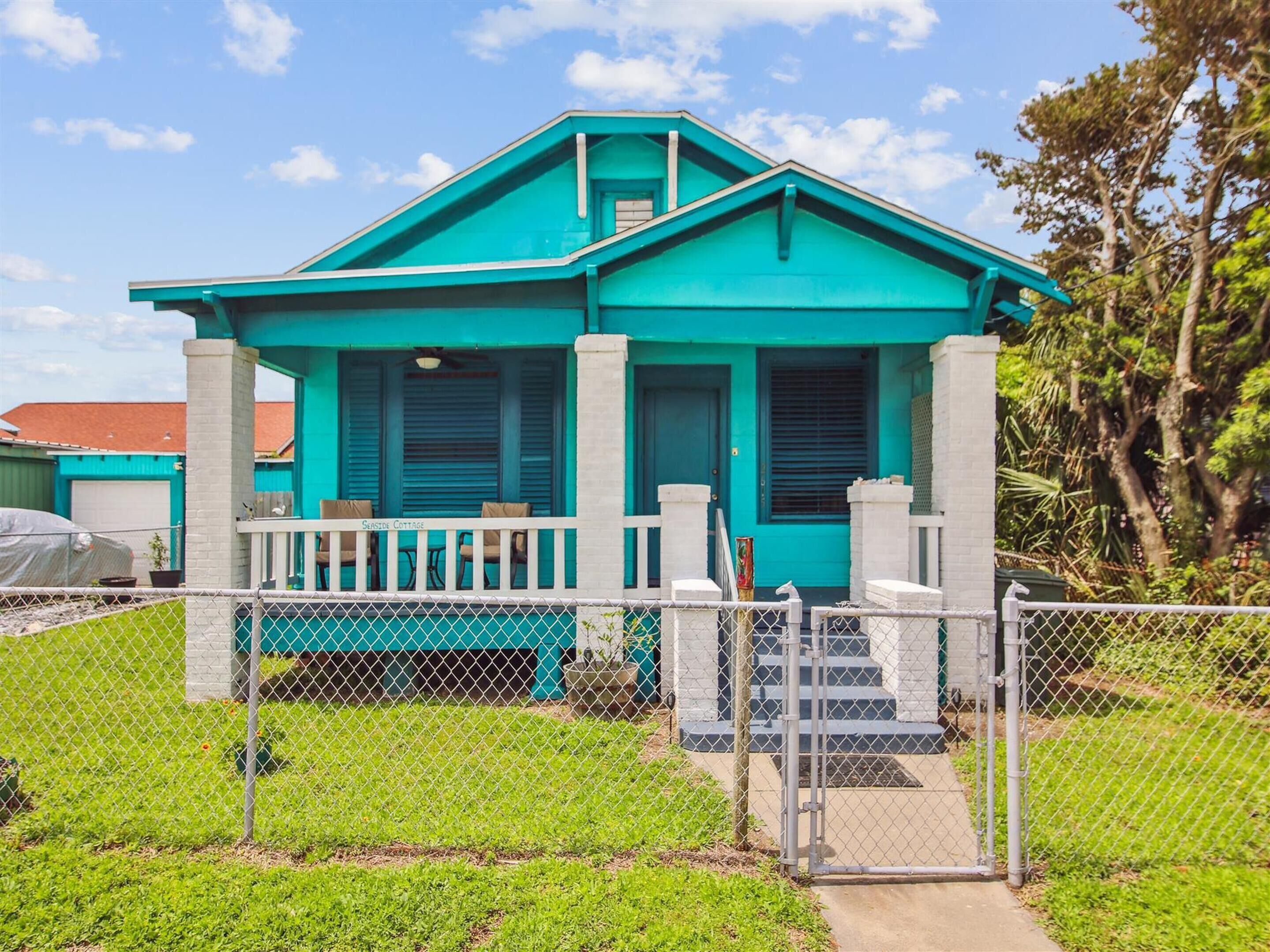 Seaside Cottage | Pet Friendly, Historic Home!