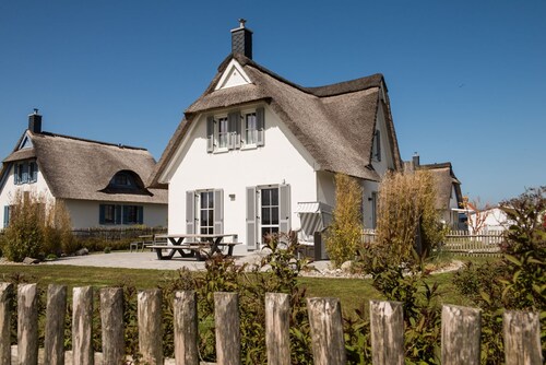 Umzäuntes Reethaus mit Weitblick - Hunde Sind Herzlich Willkommen