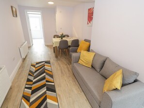Living area - 22 Town Place (Ballinrobe)
