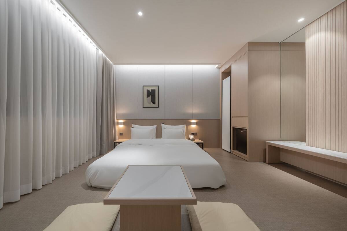 1 bedroom, WiFi (free), bed sheets