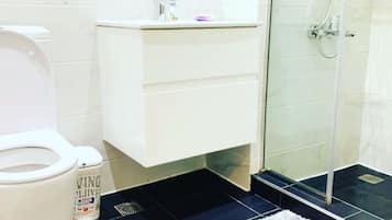 Luxury Apartment, 1 Bedroom, Balcony | Bathroom