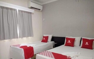 Minibar, escritorio, wifi gratis y ropa de cama 