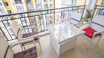 Coin salon dans le hall