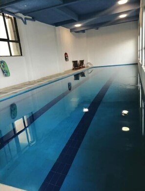 Piscine couverte