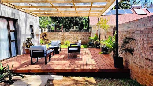 Mellow 2 bedroomed cottage - 2083