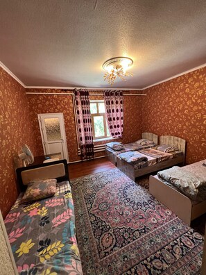 Tabla de planchar con plancha y wifi gratis 