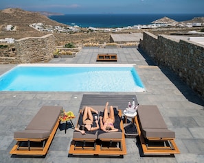 Piscine extérieure