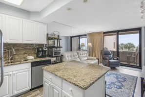 Interior - Amazing One Bedroom Find! Beach View at Jetty East! One FREE Beach Chair Setup D (Destin)