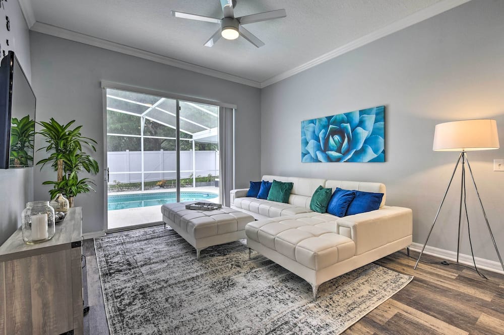Apopka Single-story Home w/ Private Lanai + Pool! - Ocoee, FL