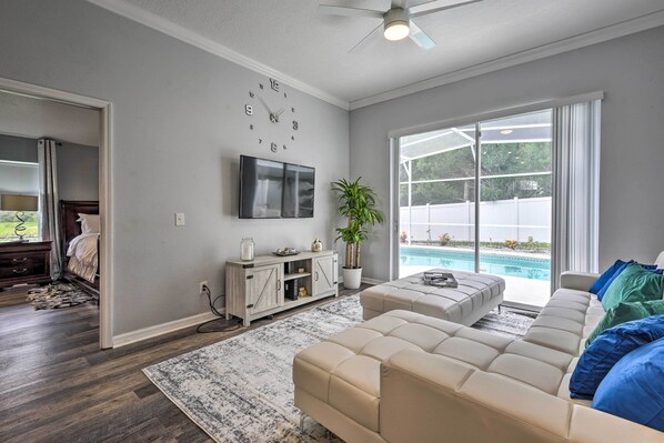 House (3 Bedrooms) | Interior