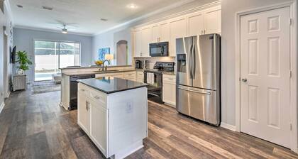 Apopka Single-story Home w/ Private Lanai + Pool!