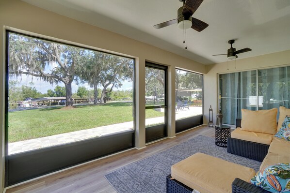 Interior - Bright & Spacious Tavares Home w/ Boat Dock! (Tavares)
