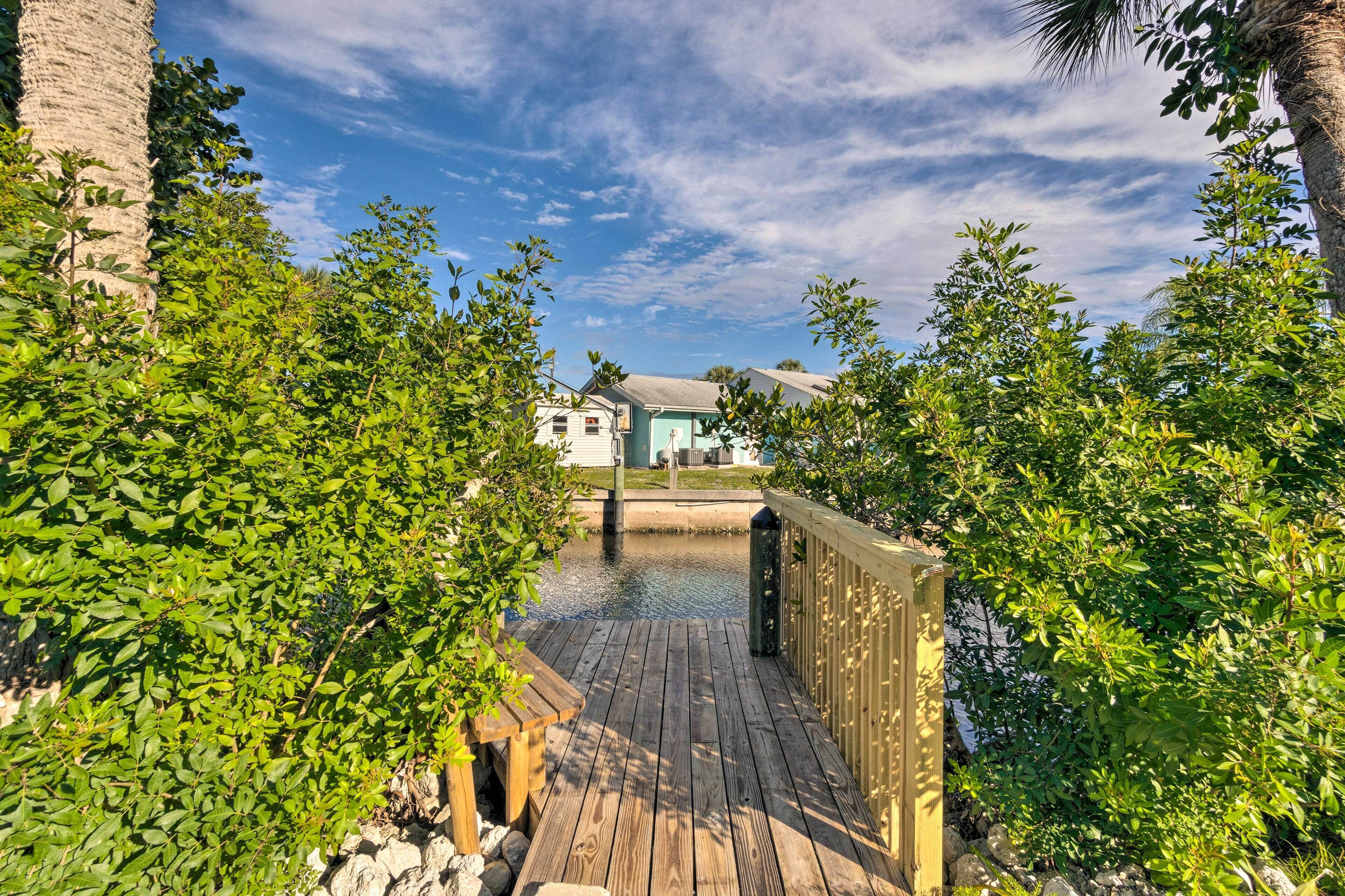 Bayfront Paradise w/ Heated Pool & Balcony!