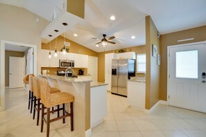 House (3 Bedrooms) | Interior - Pool & Outdoor Bar: Cape Coral Home (Cape Coral)