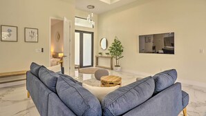 Unclassified image, 3 of 32, button - Grill & Pool: Family Home in Peaceful Cape Coral! (Cape Coral)
