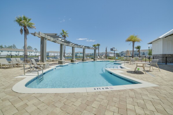 Apartment (3 Bedrooms) | Interior - Beautiful PCB Getaway < 3 Mi to the Beach! (Panama City Beach)