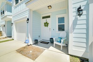 Apartment (3 Bedrooms) | Interior - Beautiful PCB Getaway < 3 Mi to the Beach! (Panama City Beach)