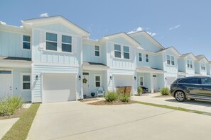 Apartment (3 Bedrooms) | Interior - Beautiful PCB Getaway < 3 Mi to the Beach! (Panama City Beach)