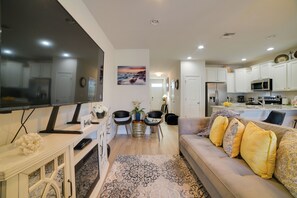 Apartment (3 Bedrooms) | Interior - Beautiful PCB Getaway < 3 Mi to the Beach! (Panama City Beach)