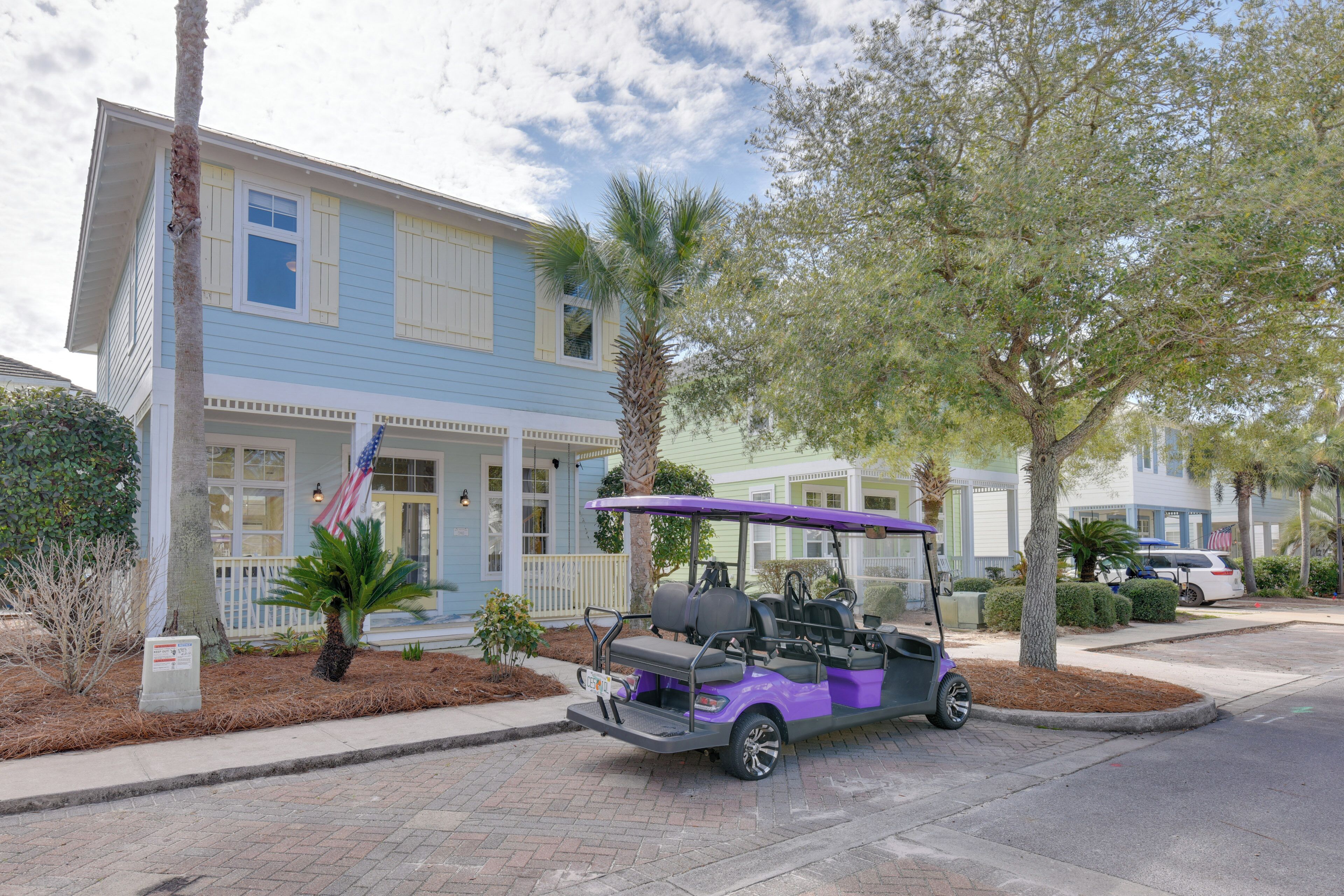 House (4 Bedrooms) | Front of property