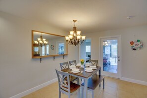 House (3 Bedrooms) | Interior - 5 Mi to Beach: Canalfront Home in Cape Coral! (Cape Coral)