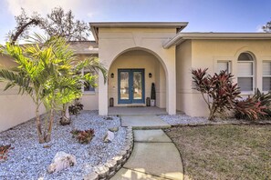 House (3 Bedrooms) | Interior - Dog-friendly Home w/ Pool & Yard in Bradenton (Bradenton)