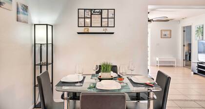 6 Mi to Beach: Bradenton Home w/ Pool & Yard