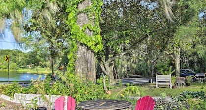 Lake Marion Apt w/ Canoe in Altamonte Springs!
