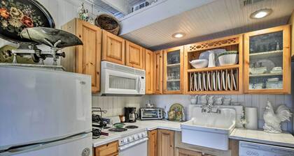 Lake Marion Apt w/ Canoe in Altamonte Springs!