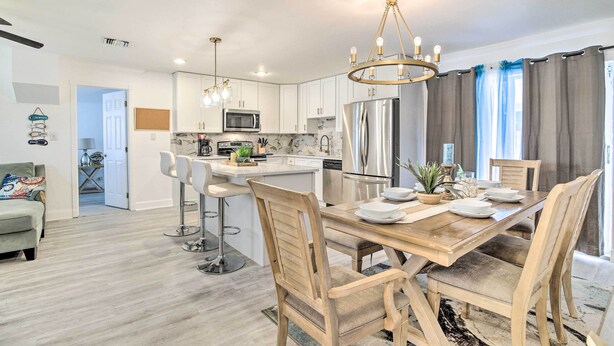 Unclassified image, 1 of 26, button - Central Pompano Beach Home < 3 Mi to Ocean! (Pompano Beach)